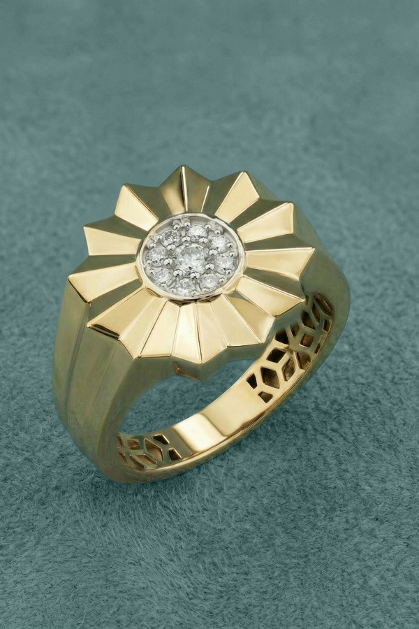 Кольцо из лимонного золота c бриллиантами