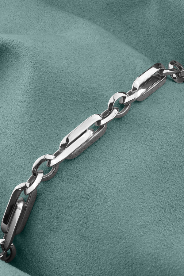 Браслет из белого золота