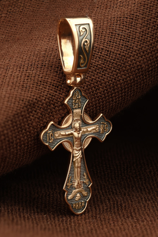 Крест из золота