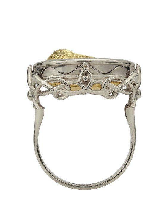 Кольцо из белого золота c ониксом и перламутром