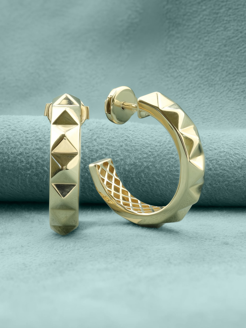 Серьги из лимонного золота