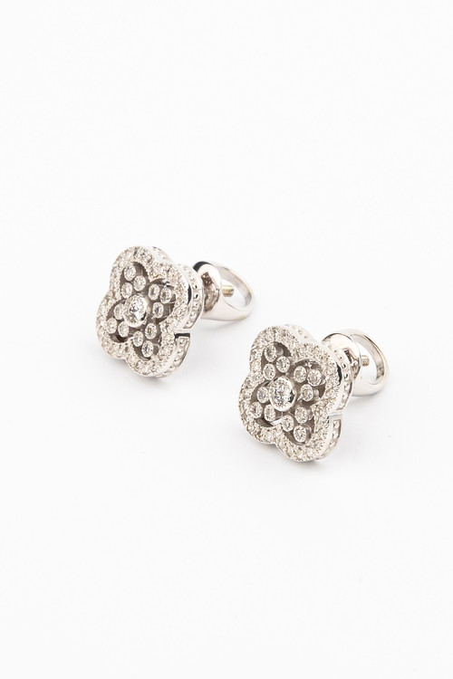 Серьги из белого золота c бриллиантами