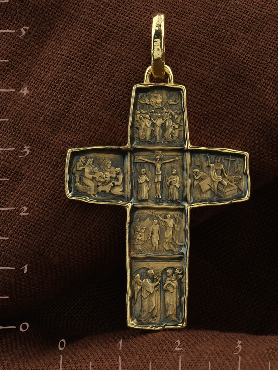 Крест из лимонного золота