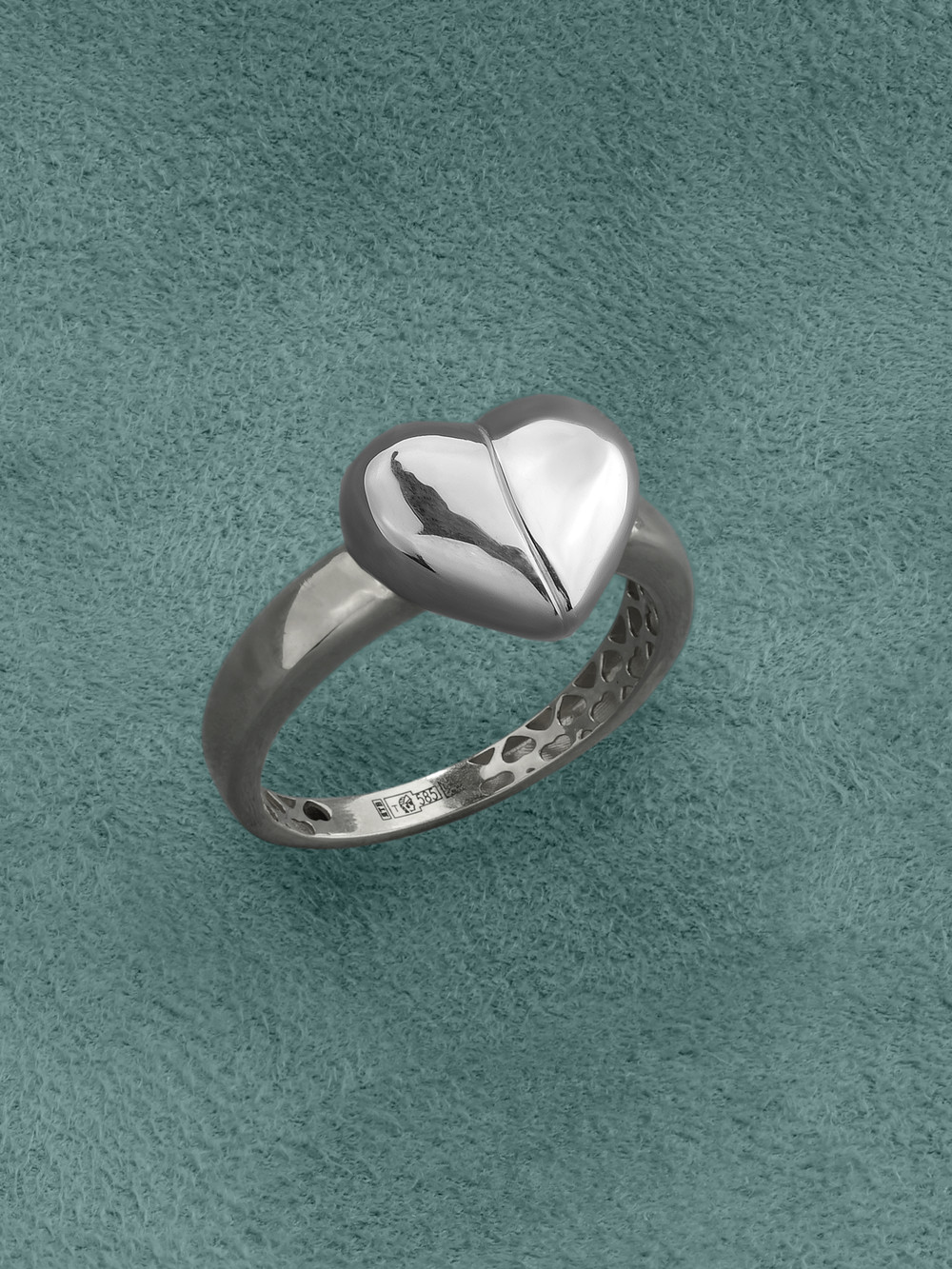 Кольцо из белого золота