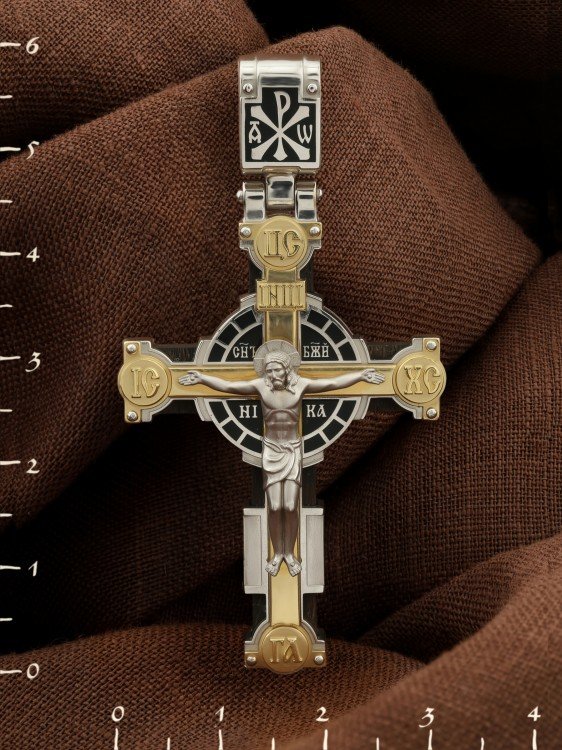 Крест из белого золота c эмаль и эбеновым деревом