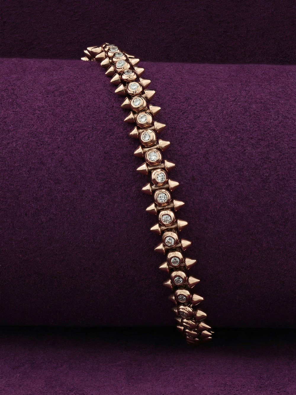 Браслет из розового золота c бриллиантами